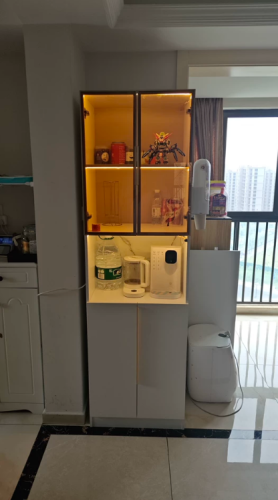 Tủ Trang Trí Cánh Kính Hiện Đại Cho Phòng Khách GH-56002