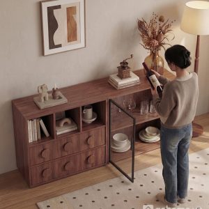 Kết hợp lưu trữ kín và trưng bày tiện lợi