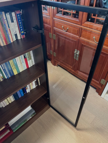 Tủ Decor Cánh Kính Nhiều Tầng Hiện Đại Cho Phòng Khách GH-56007