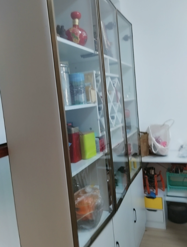 Tủ Để Rượu Kết Hợp Trang Trí Hiện Đại GH-54006