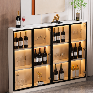 Cánh kính giúp trưng bày rượu đẹp mắt
