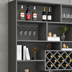 Kệ mở thuận tiện trưng bày rượu và đồ decor