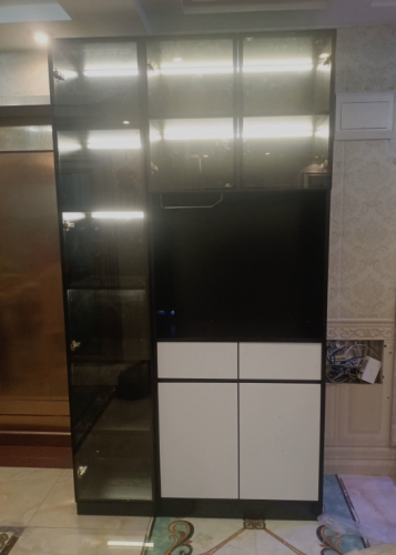 Tủ Rượu Có Kệ Treo Ly Nhiều Ngăn Hiện Đại GH-54015